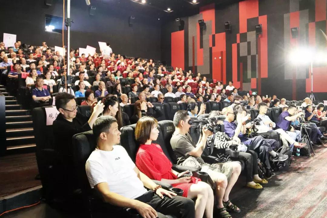 秦腔演员李娟，传统艺术的璀璨之星
