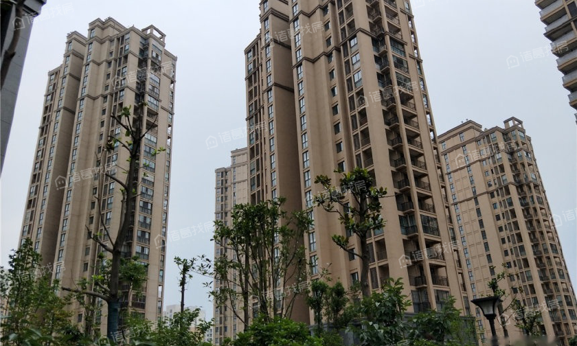 御林河畔房价行情解析，理性看待房价波动